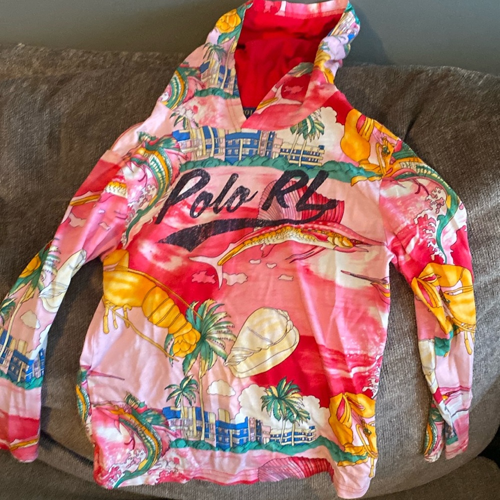 Size 6 hooded tshirt